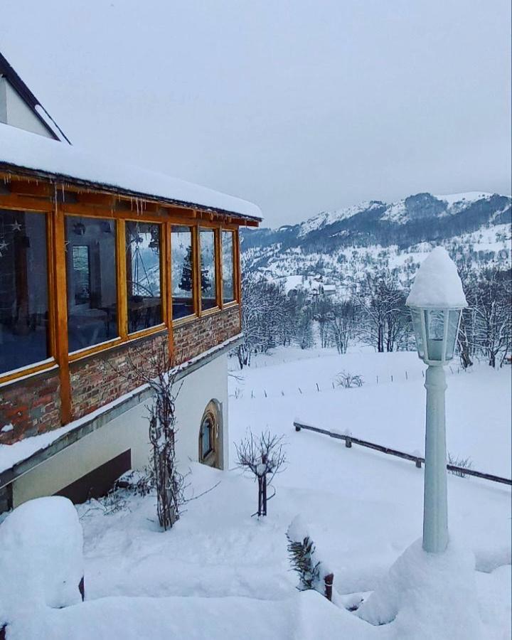 Konak Umoljani Exteriör bild