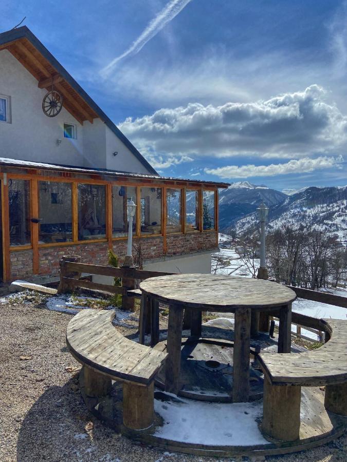 Konak Umoljani Exteriör bild