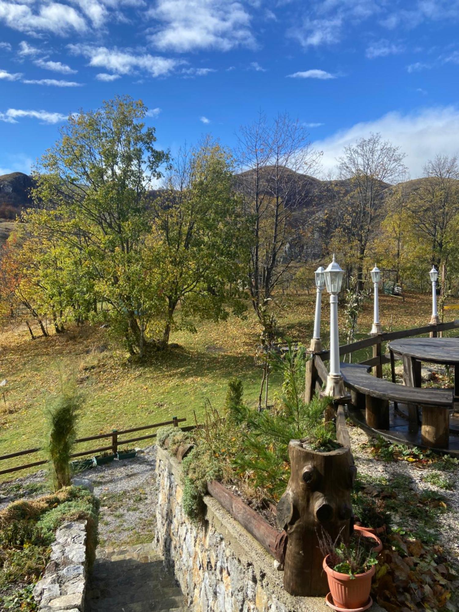 Konak Umoljani Exteriör bild